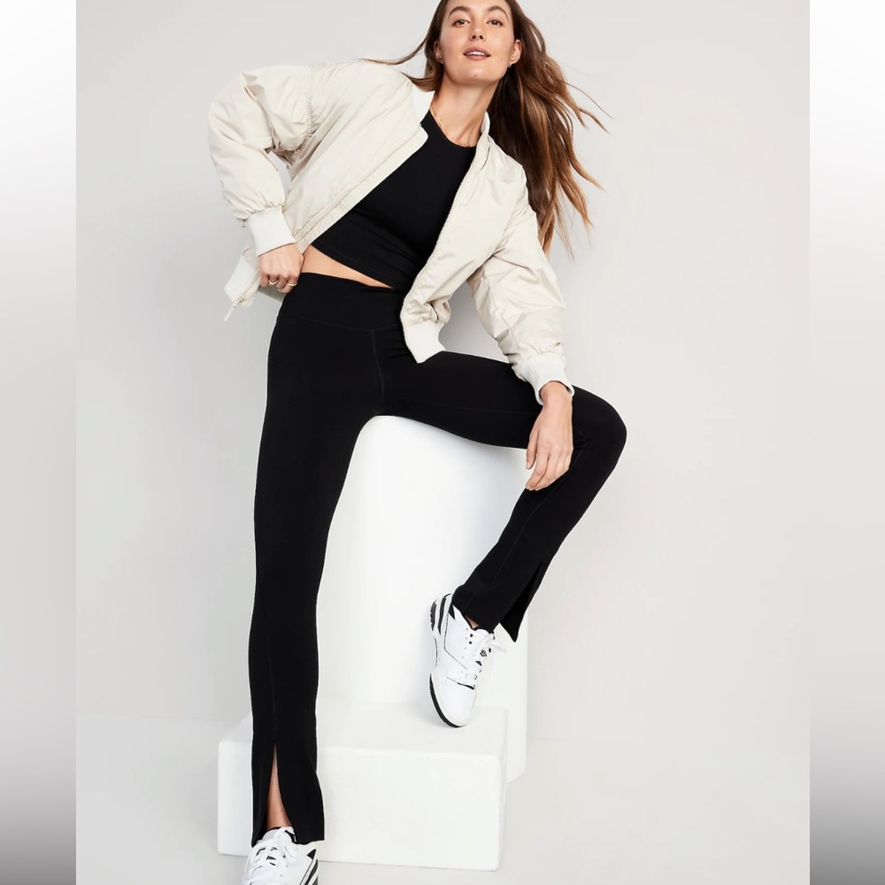 Extra High-Waisted PowerChill Cross-Front Split-Hem Leggings for Women